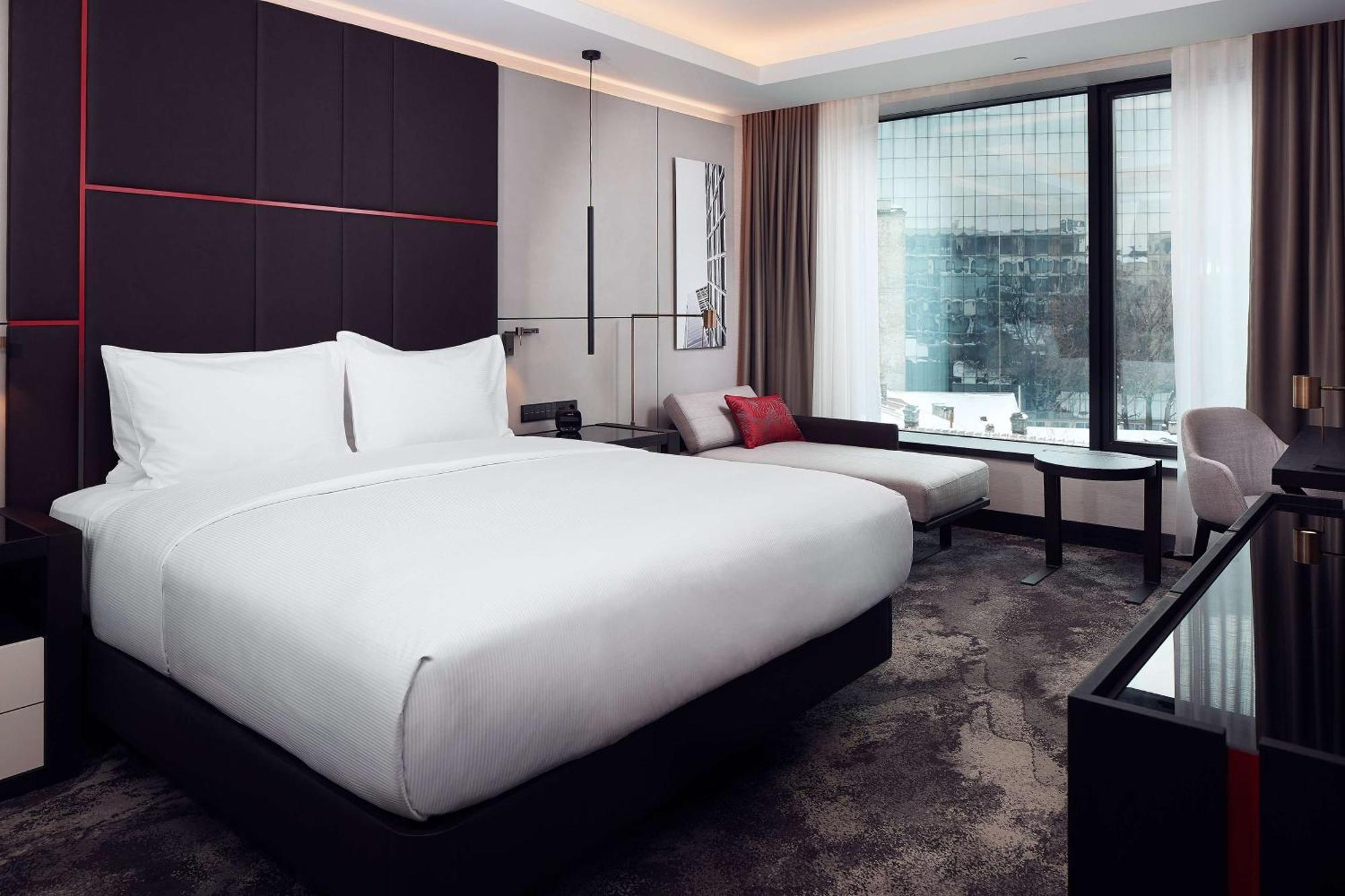 Готель Hilton Белград Екстер'єр фото Deluxe Room